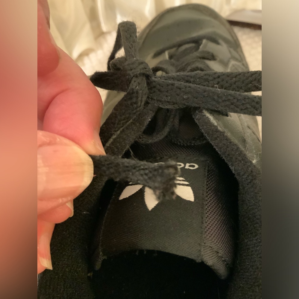 ADIDAS - Picture 5 of 7